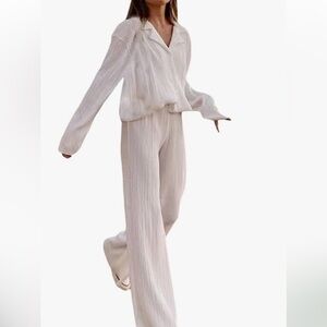 Vintage 70’s White Relaxed-fit Pleated 2piece wide/leg Loungewear Set, Medium